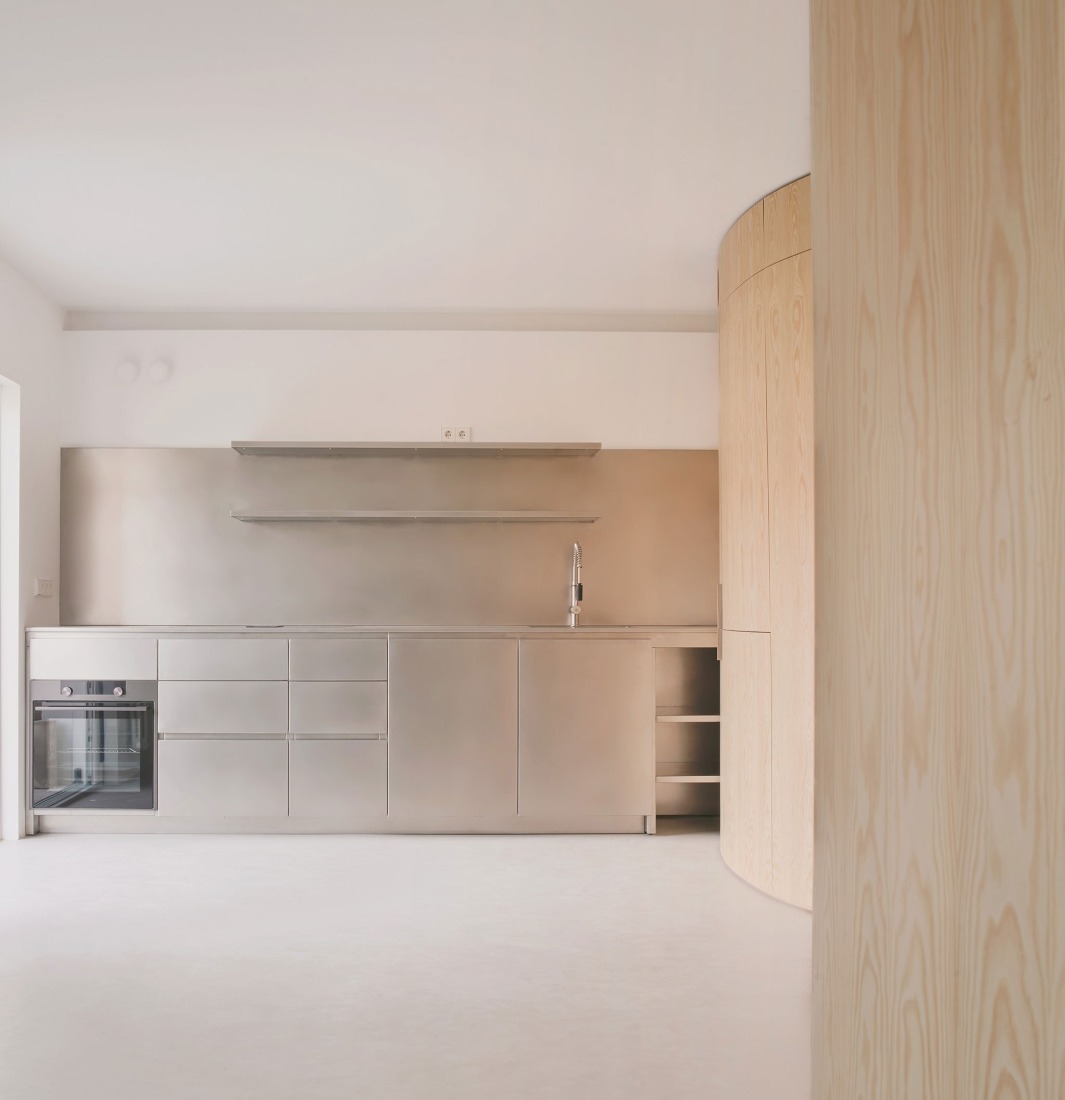 Argumosa Housing Renovation by MAIO Architects. Photograph by José Hevia.