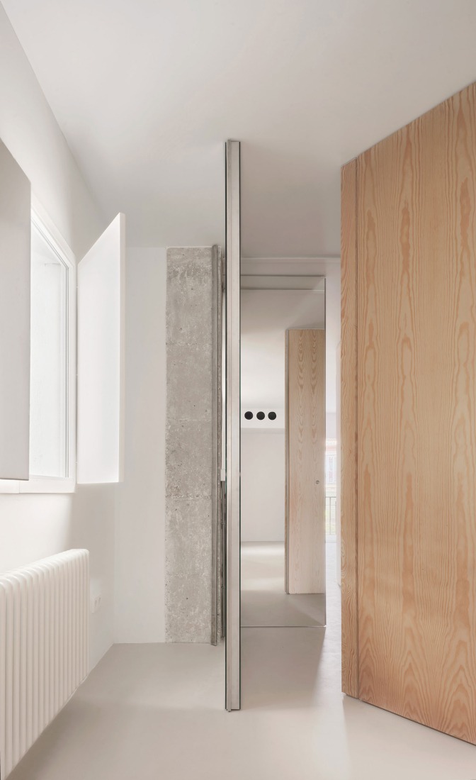 Argumosa Housing Renovation by MAIO Architects. Photograph by José Hevia.
