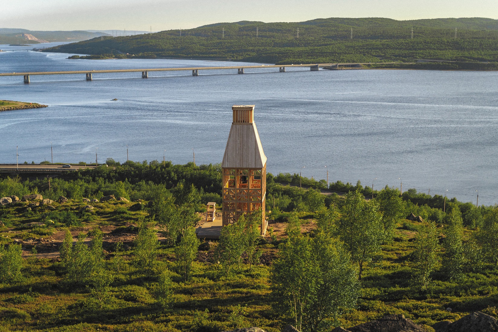 Kola Bay Lighthouse Viewpoint by Evgeny Makarenko Timber Architecture Workshop. Photograph by Alexey Arushanyan, Alexey Malenchik, Tatiana Okuneva.