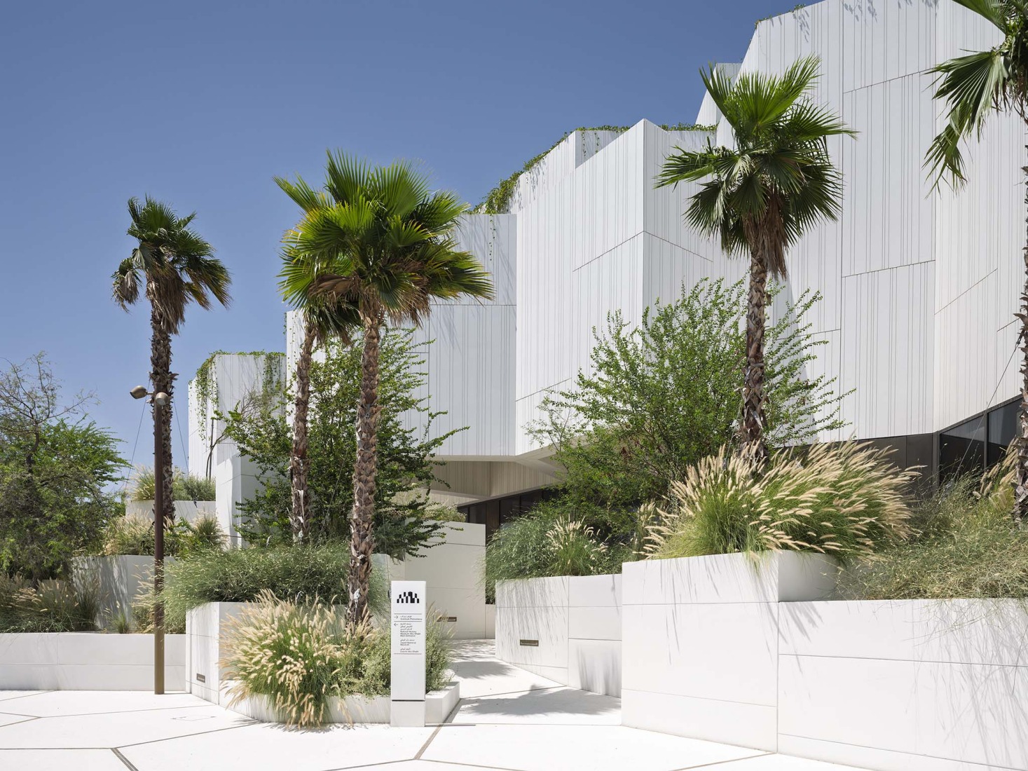 Museo de Historia Natural de Abu Dabi por Mecanoo. Fotografía por Ossip Architectuurfotografie.