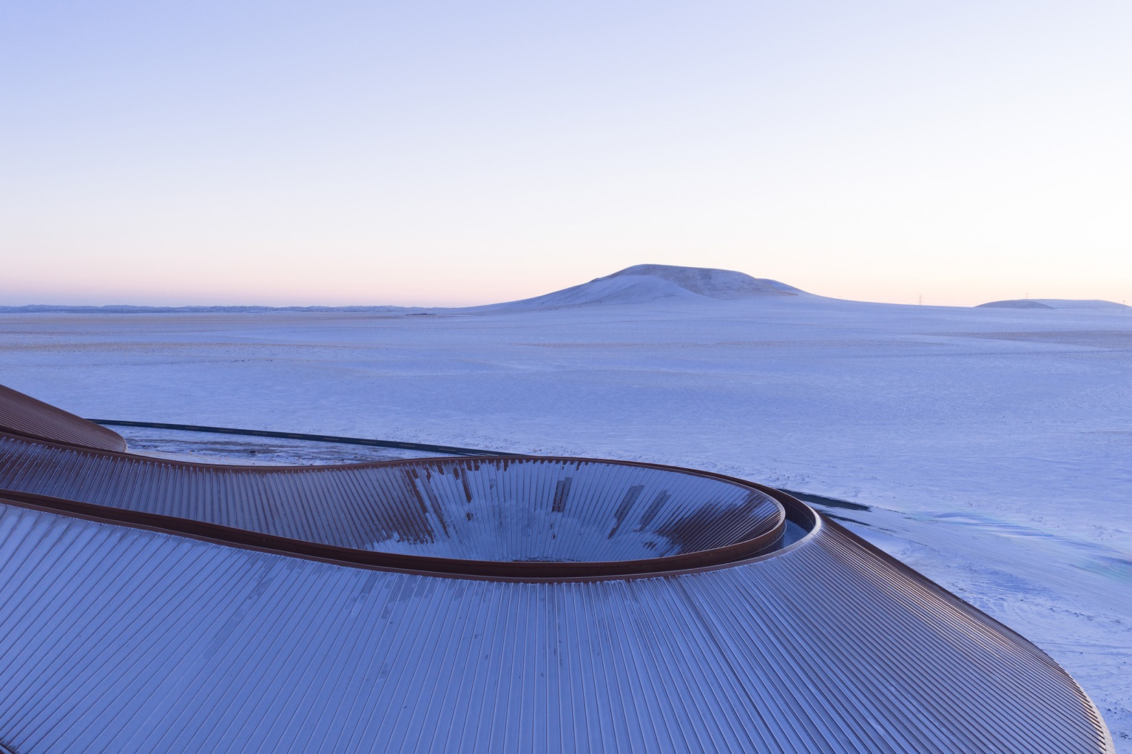 Centro de visitantes de «Volcano-In» por PLAT ASIA. Fotografía por Arch-Exist Photography.