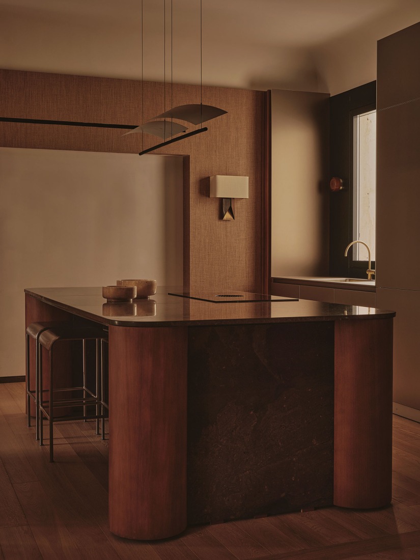 Home renovation in Conde de Aranda, by Pulso Estudio + Pr Arquitectura. Photography by David Zarzoso.