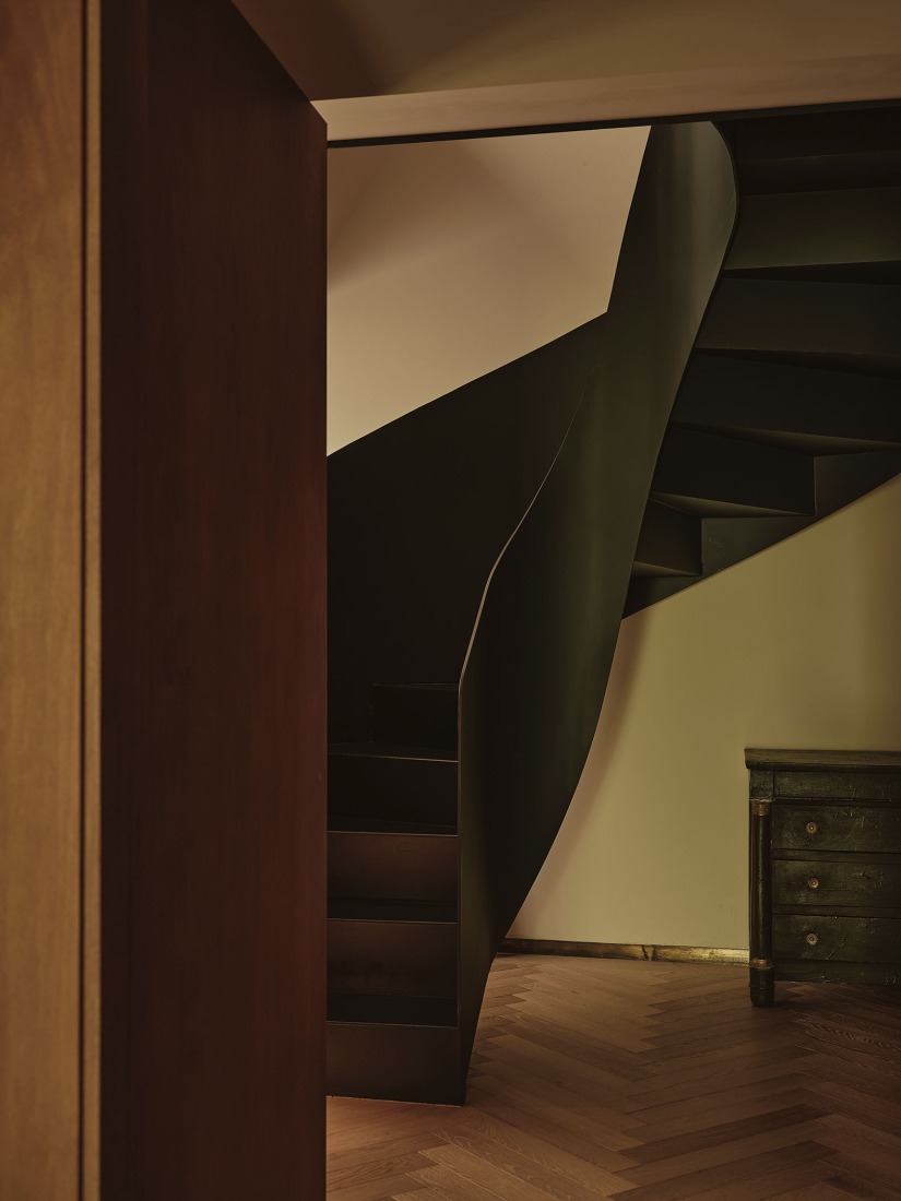 Home renovation in Conde de Aranda, by Pulso Estudio + Pr Arquitectura. Photography by David Zarzoso.