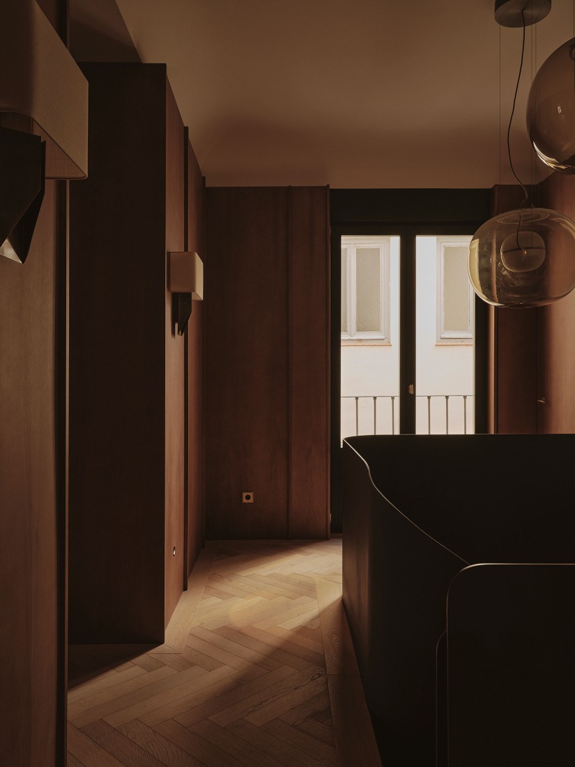 Home renovation in Conde de Aranda, by Pulso Estudio + Pr Arquitectura. Photography by David Zarzoso.