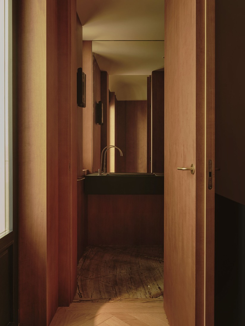 Home renovation in Conde de Aranda, by Pulso Estudio + Pr Arquitectura. Photography by David Zarzoso.