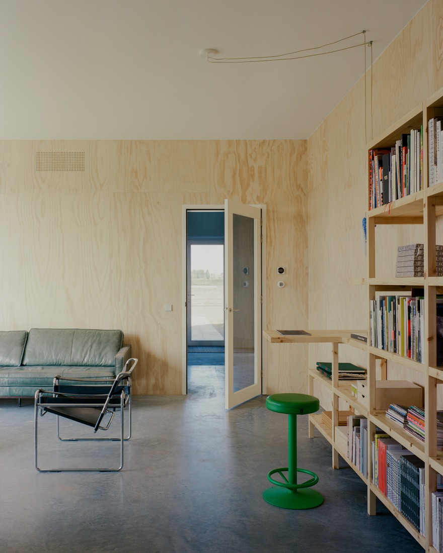 Showdepot DE.GROEN by Space Encounters. Photograph by Lorenzo Zandri.