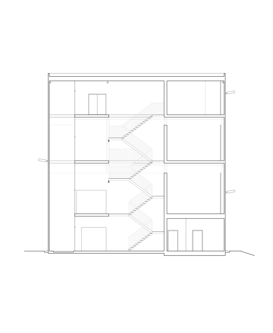 Section. Showdepot DE.GROEN by Space Encounters.