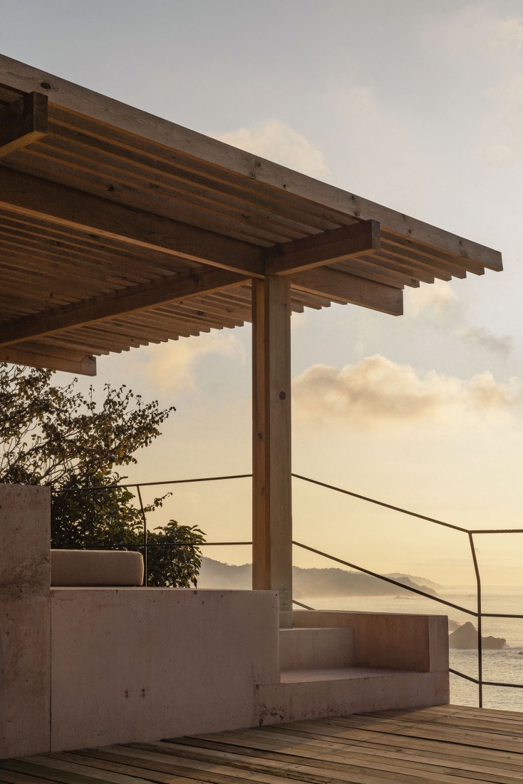Ten feet House by Studio Font. Photograph by Alber Studio.
