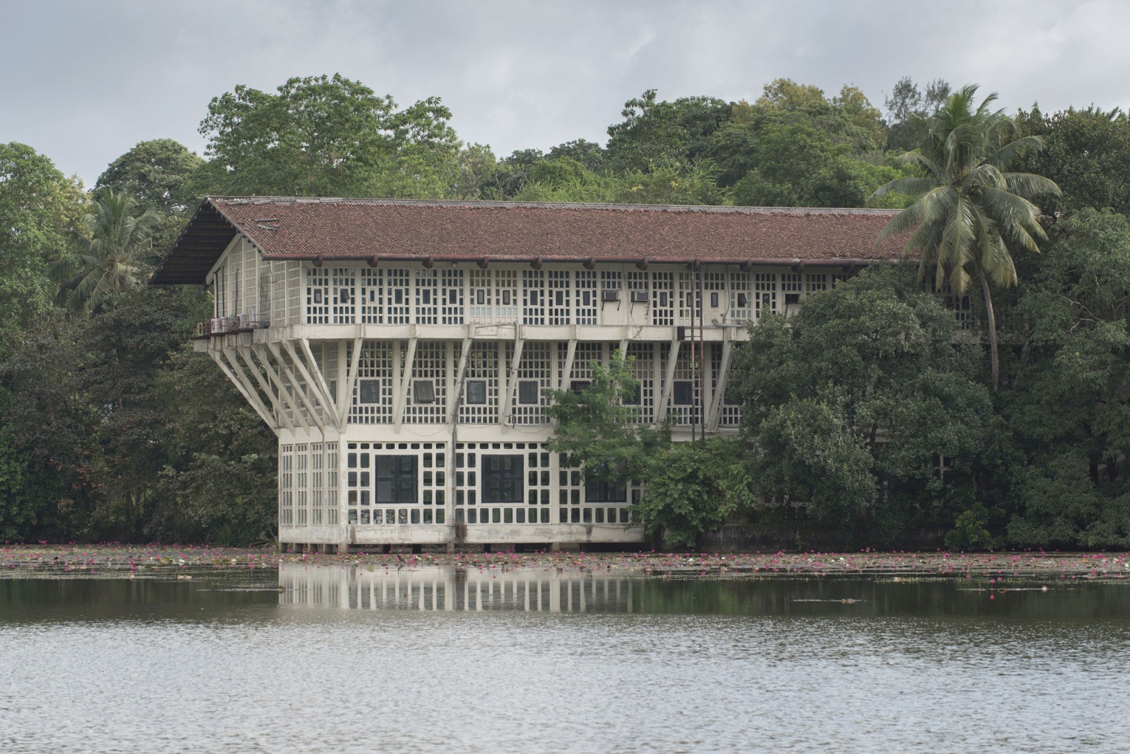 Exterior view of Administration Building, Ceylon Steel Corporation, Oruwala, Sri Lanka. Photograph by Sebastian Posingis, 2015. Courtesy by Sebastian Posingis. 