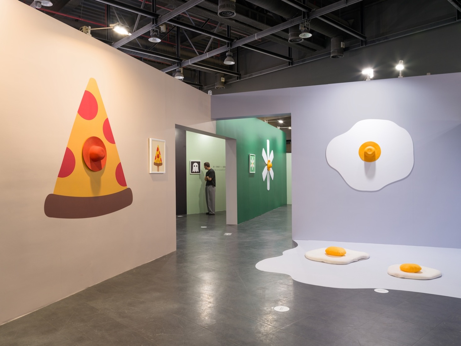 A World of Wonder. Exhibition photograph by Anna Devís and Daniel Rueda.