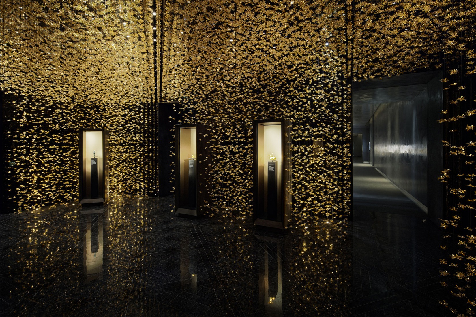 The Al Thani Collection at the Hôtel de la Marine. Photograph by Takuji Shimmura.