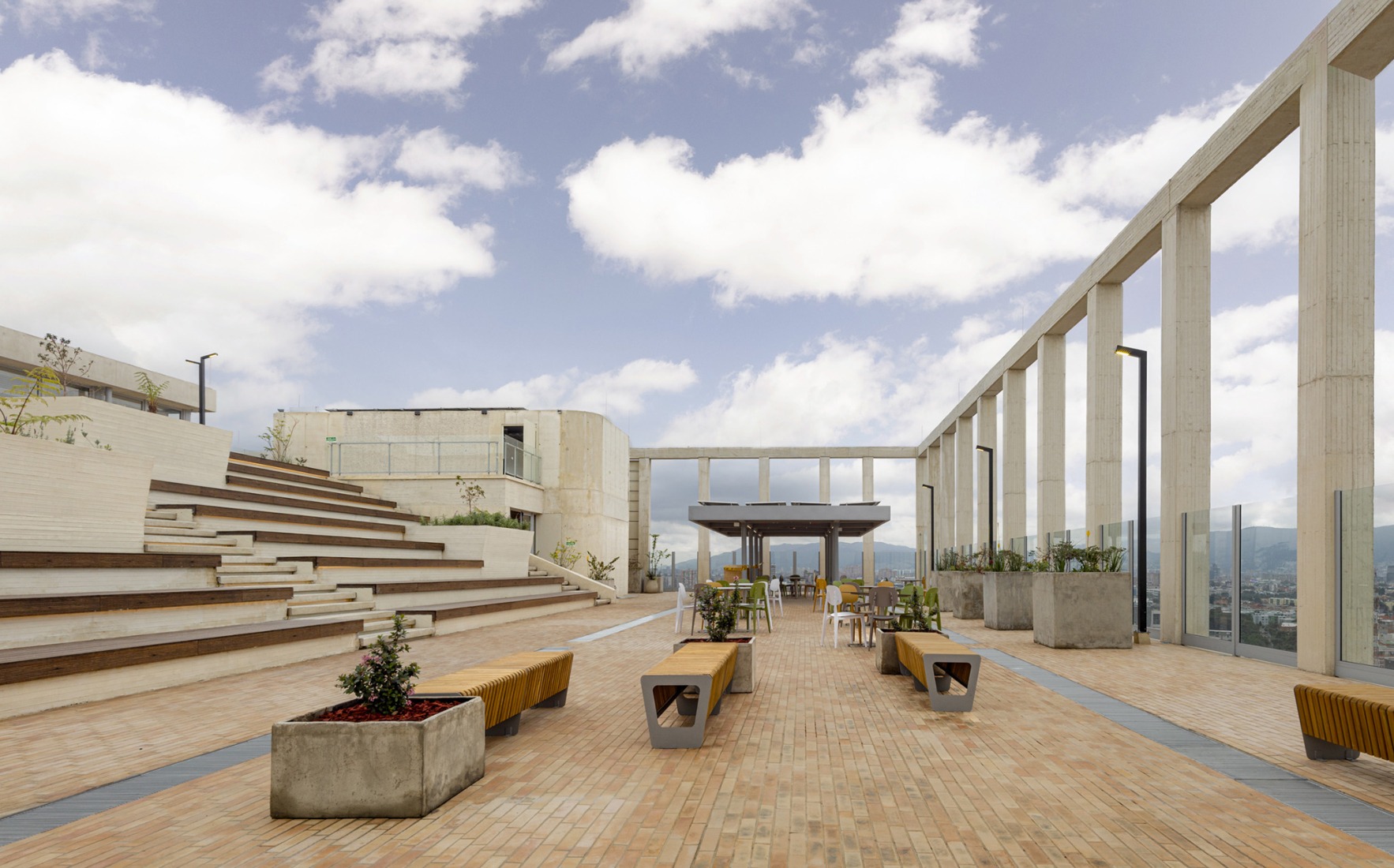 Fundación Universitaria Compensar por Bermúdez Arquitectos. Fotografía por Jairo Llano.