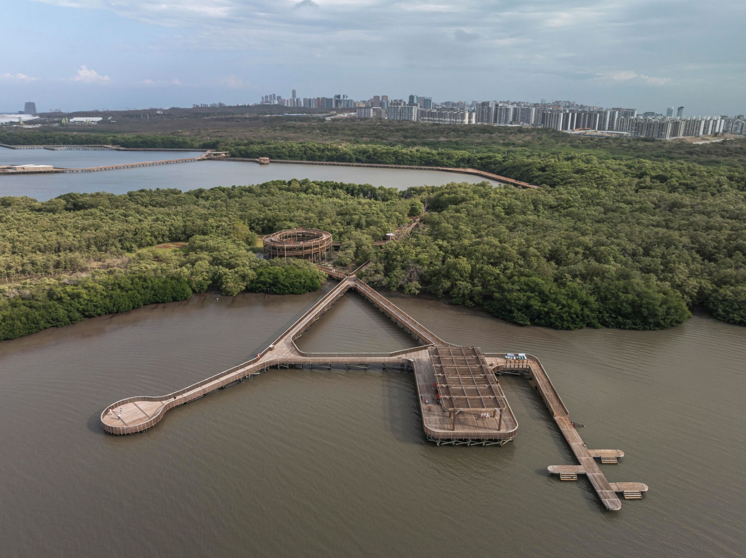 Ecoparque Ciénaga de Mallorquín por DEB Architecture + El Equipo Mazzanti. Fotografía por Alejandro Arango.