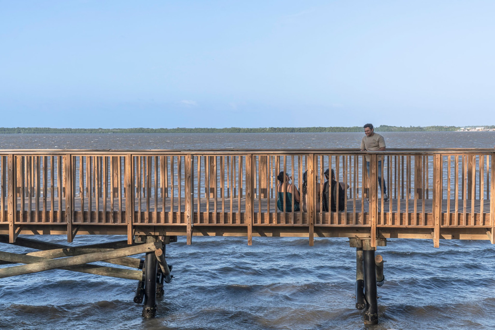 Ecoparque Ciénaga de Mallorquín por DEB Architecture + El Equipo Mazzanti. Fotografía por Alejandro Arango.