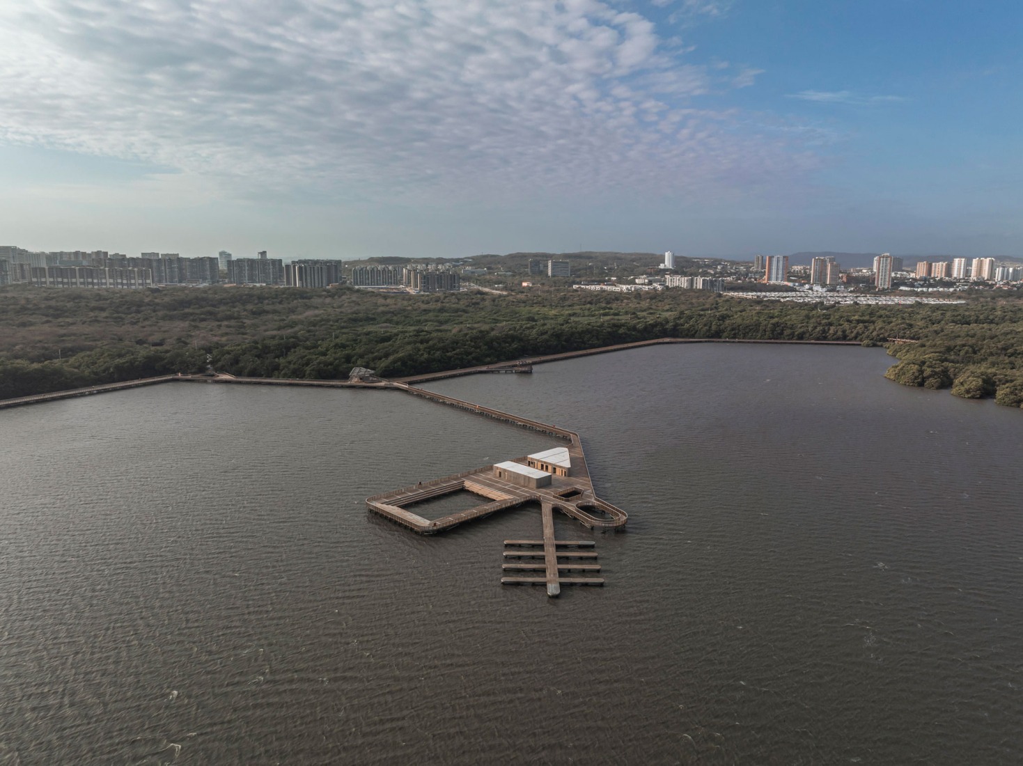 Ecoparque Ciénaga de Mallorquín por DEB Architecture + El Equipo Mazzanti. Fotografía por Alejandro Arango.