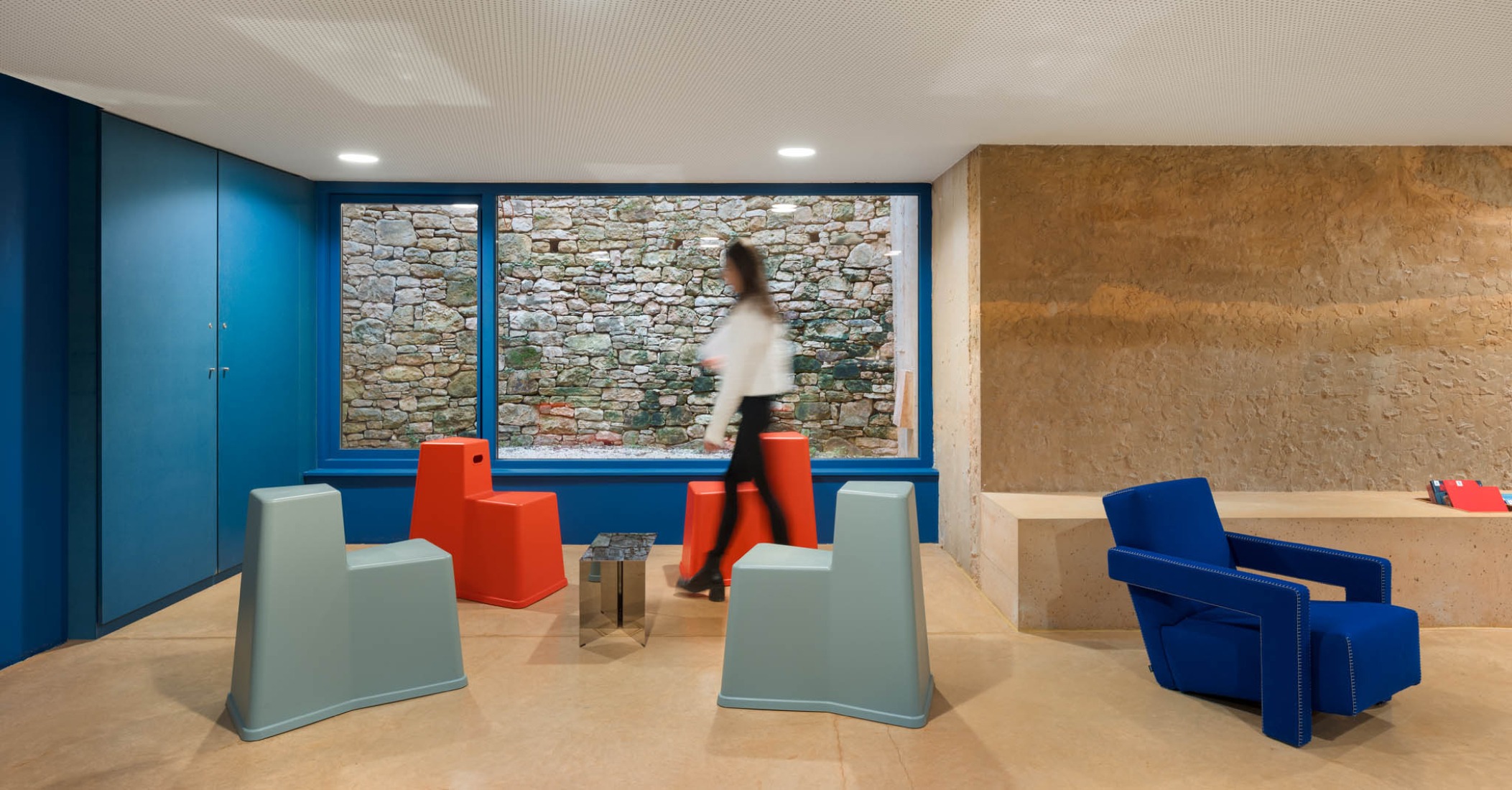 Mediateca y escuela de música por Dominique Coulon & associés. Fotografía por Eugeni Pons.