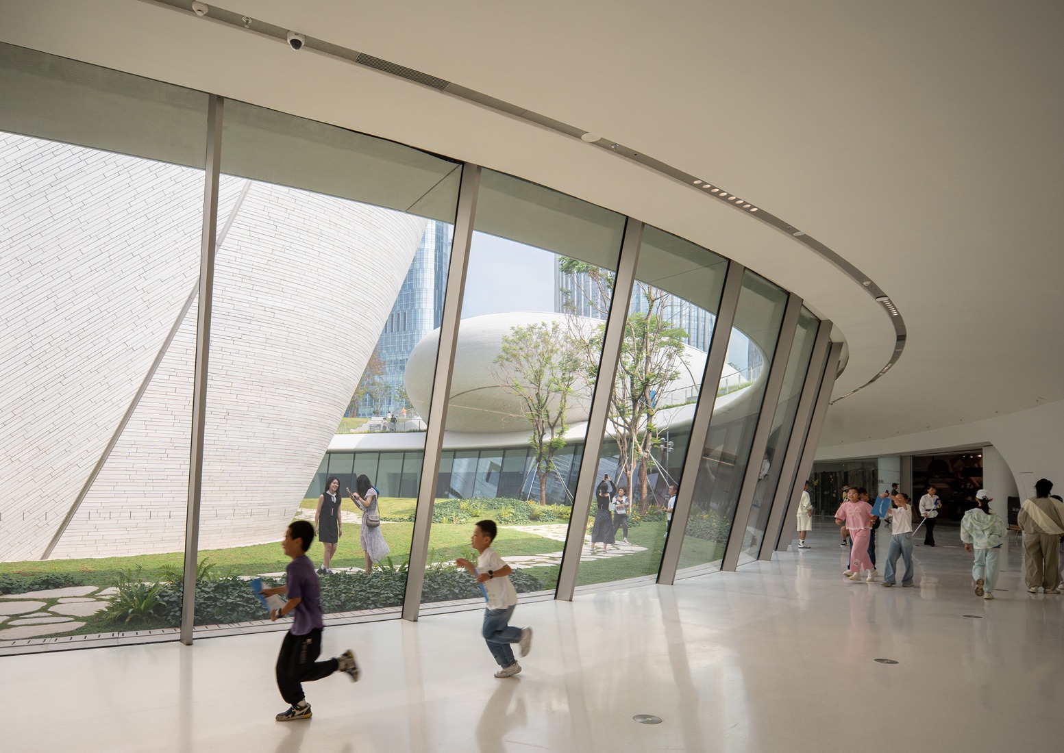 Plaza Cultural de la Bahía de Shenzhen por MAD. Fotografía por Zhang Chao.