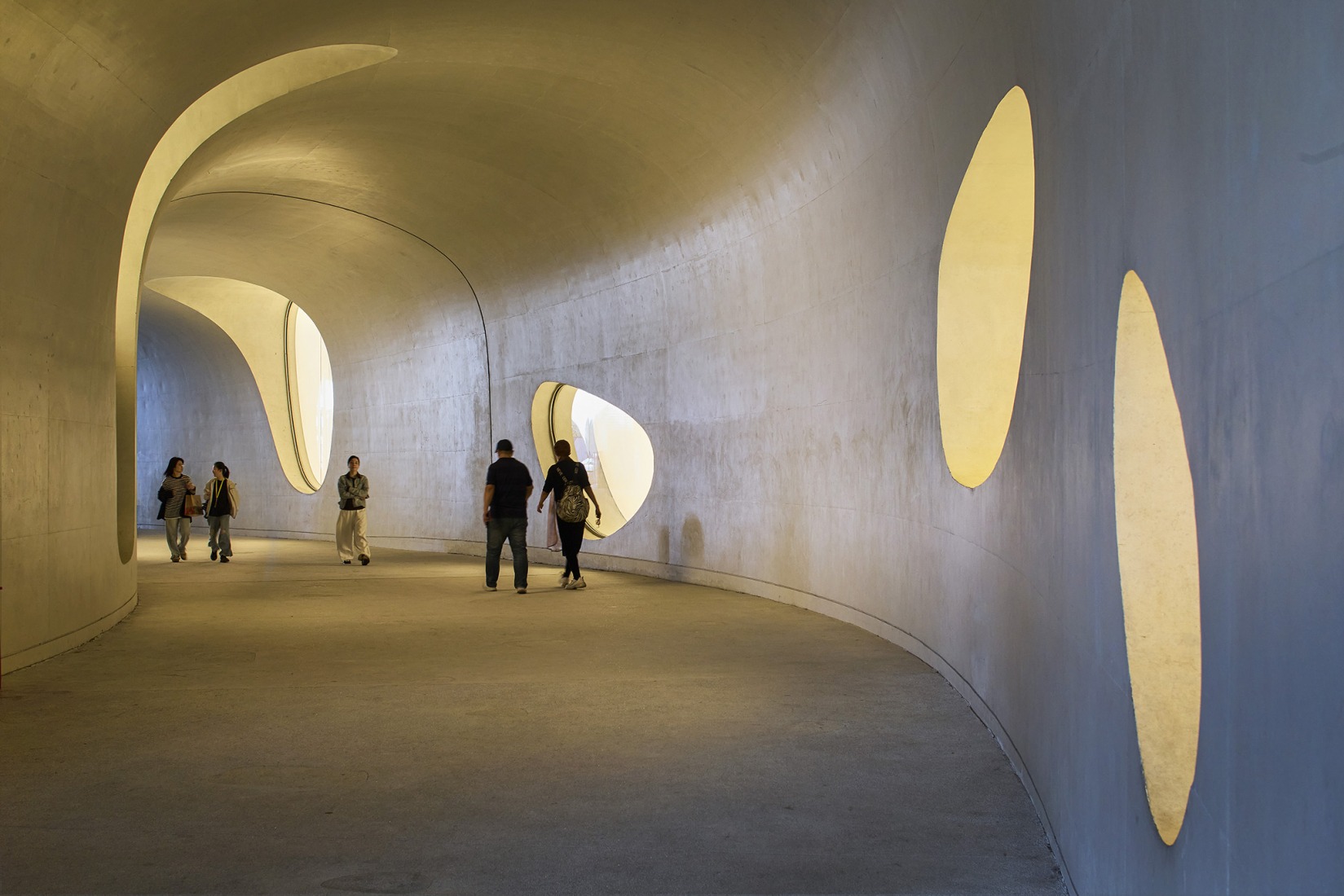 Plaza Cultural de la Bahía de Shenzhen por MAD. Fotografía por Hufton+Crow.