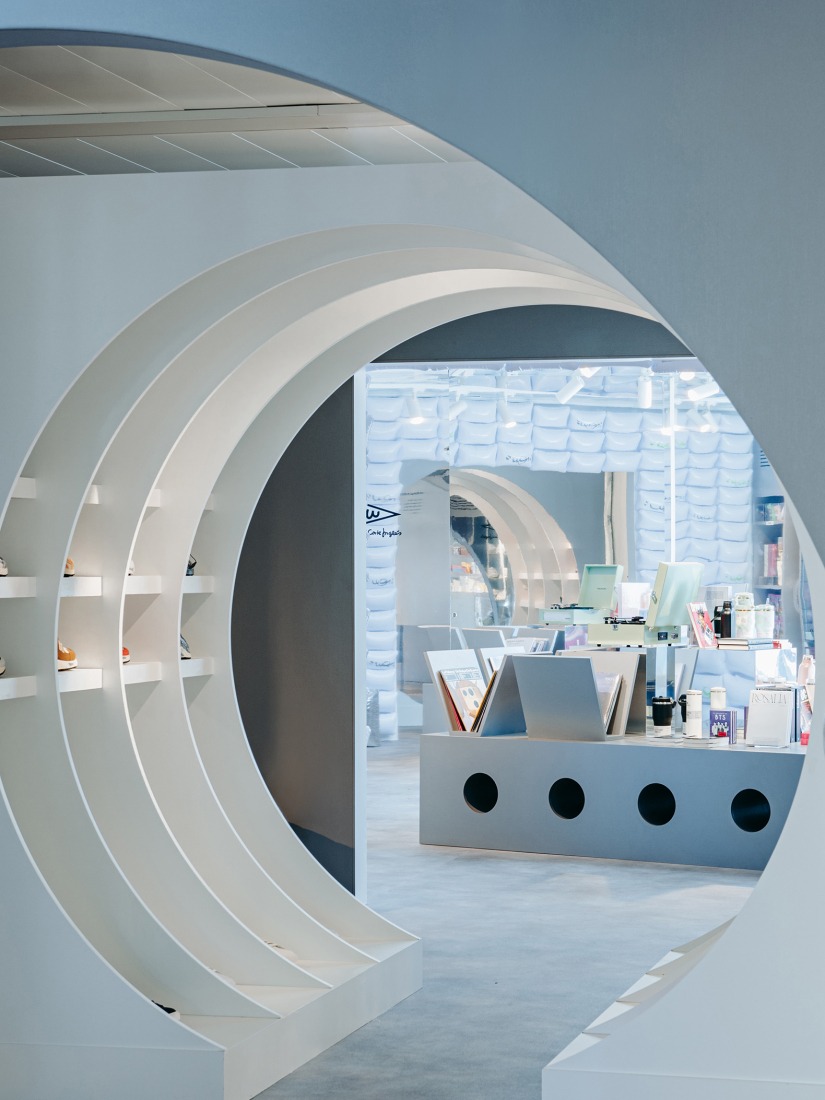 "NEW ECI 26" by MOME.Estudio. Photograph by Hiperfocal.