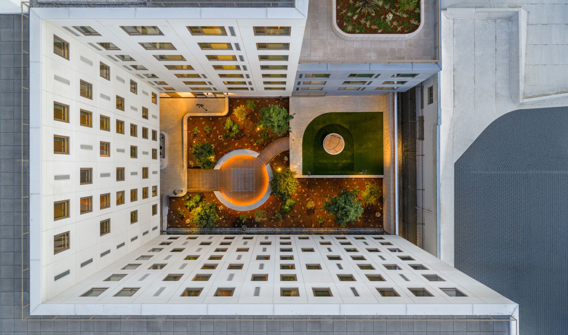 730 Stanyan by OMA. Photograph by Jason O'Rear.