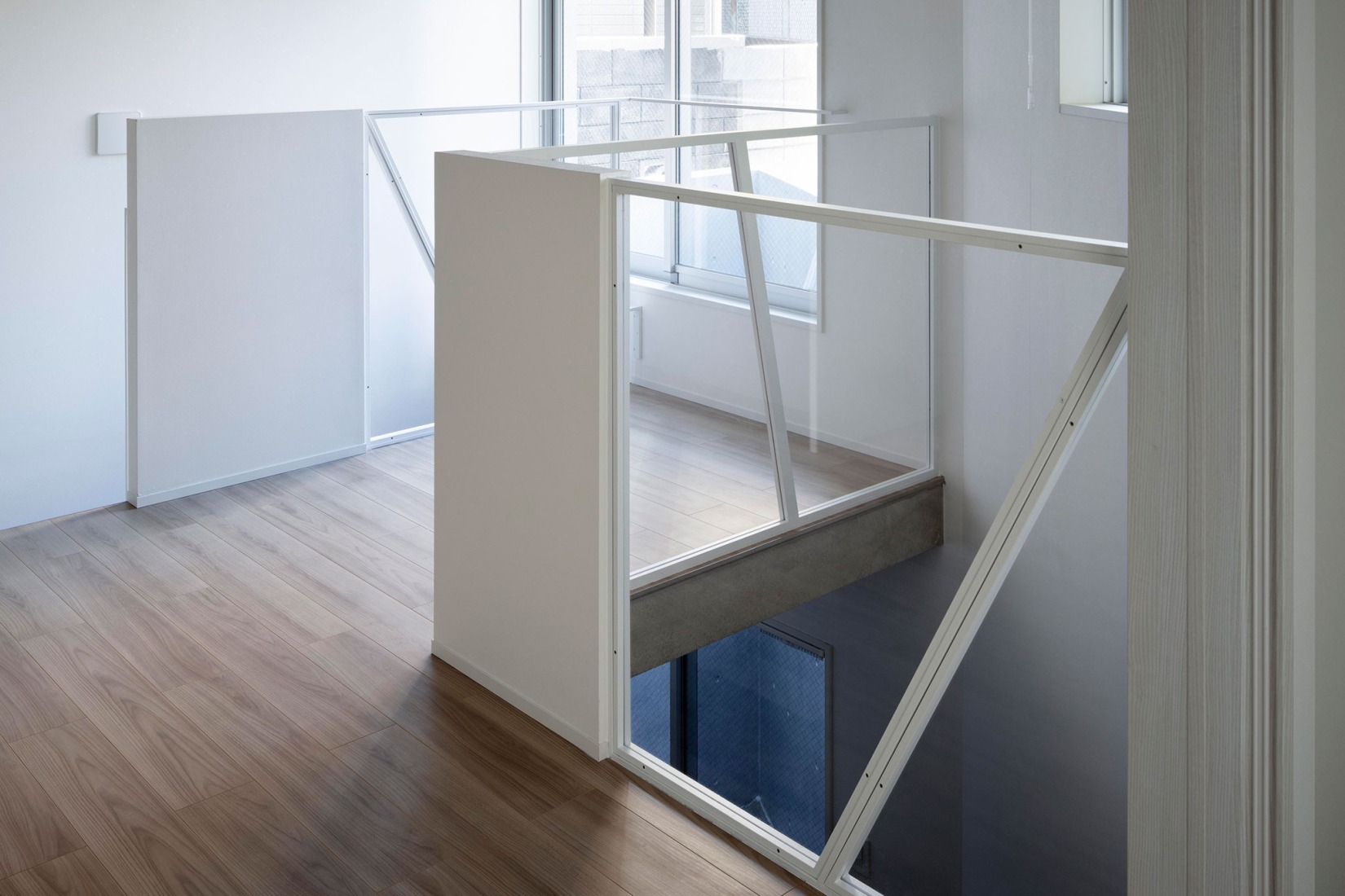 Shin-Nakano Trapezoidal by Ryuichi Sasaki Architecture. Photograph by Takumi Ota Photography.