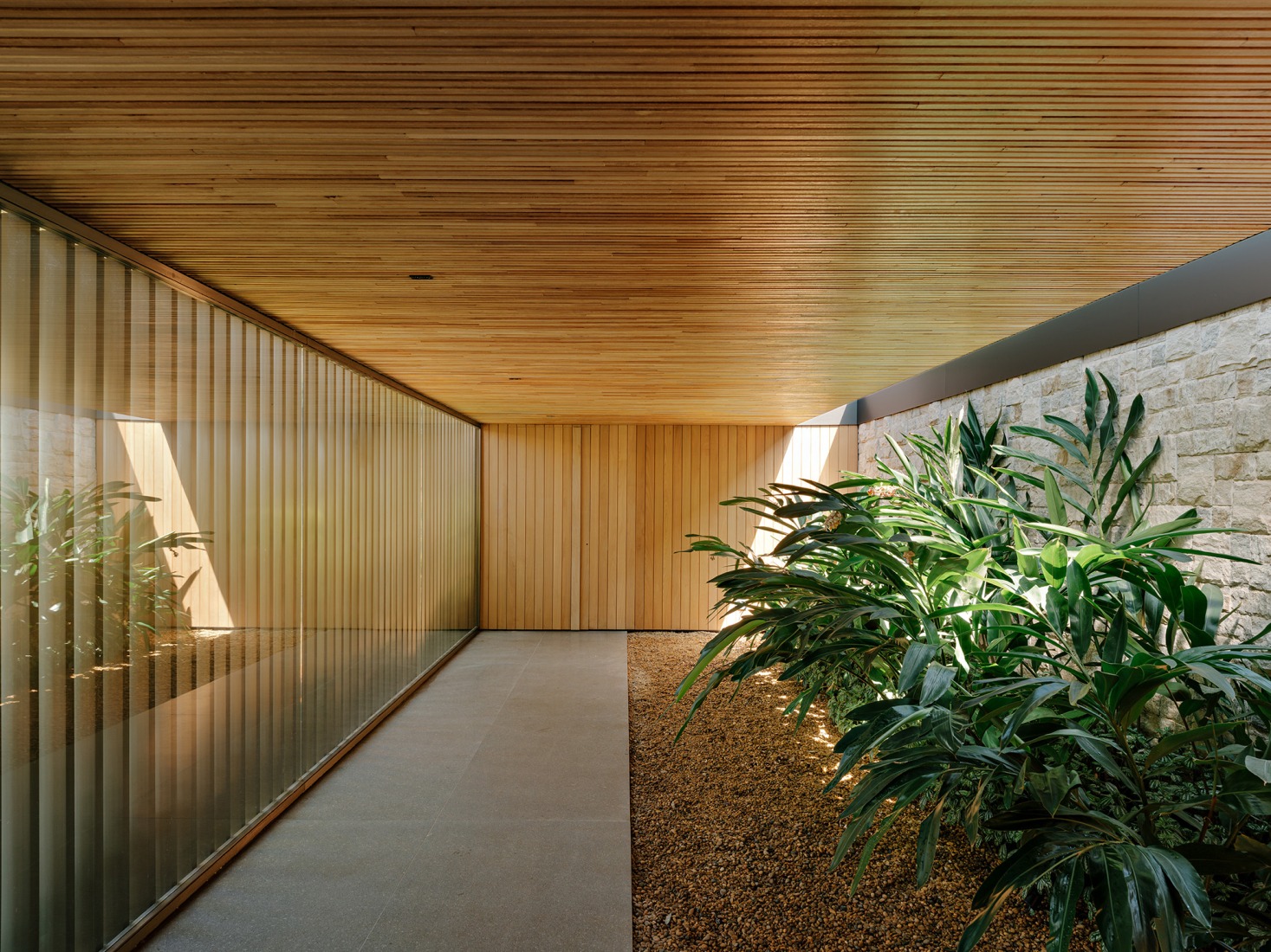 "Casa Colmeia" by Sabella Arquitetura. Photograph by Fran Parente. 