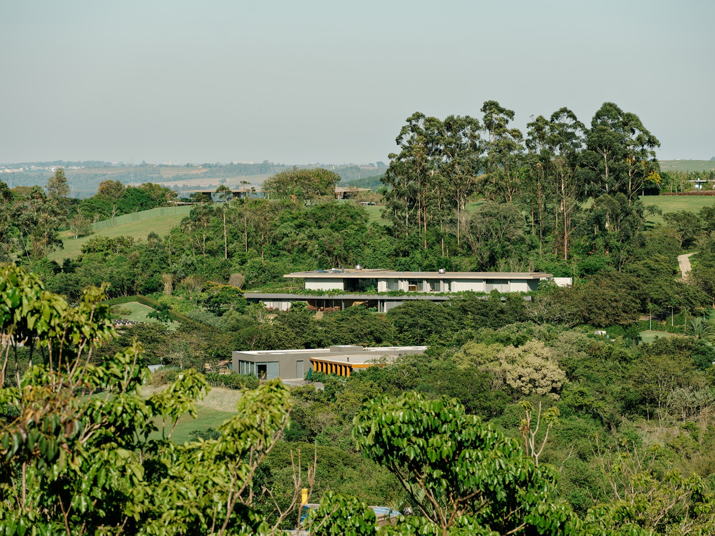 "Casa Colmeia" by Sabella Arquitetura. Photograph by Fran Parente. 