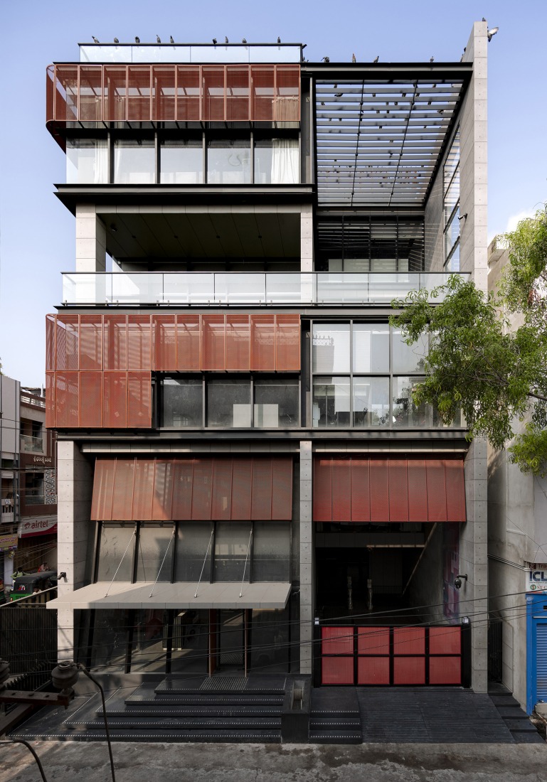"Screened Spaces" by Studio UF+O. Photograph by Vivek Eadara.