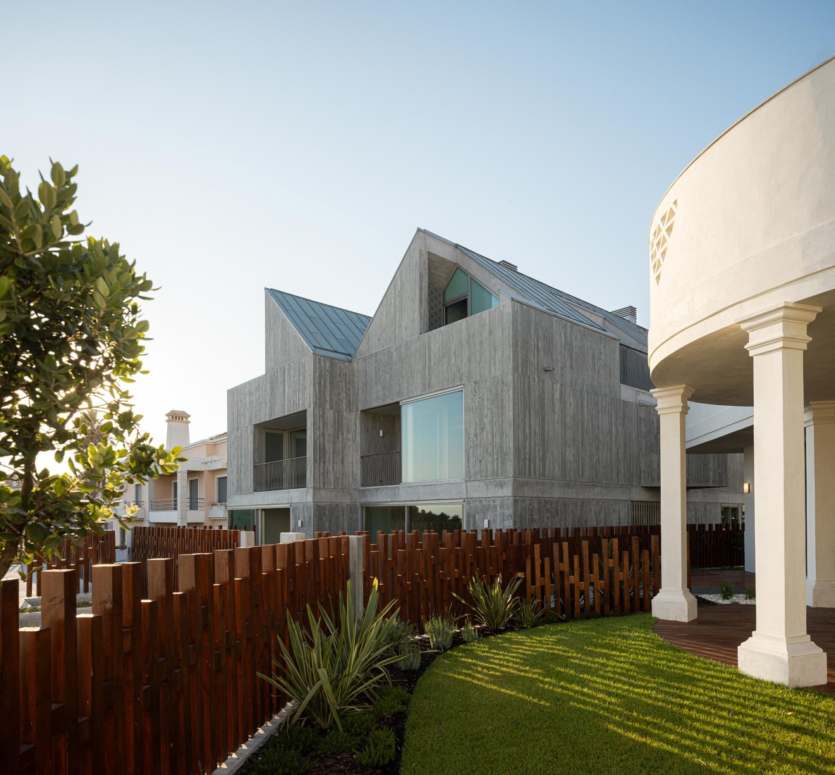 «The Frame» por ARX Portugal + BOOST Studio. Fotografía por Ivo Tavares Studio.