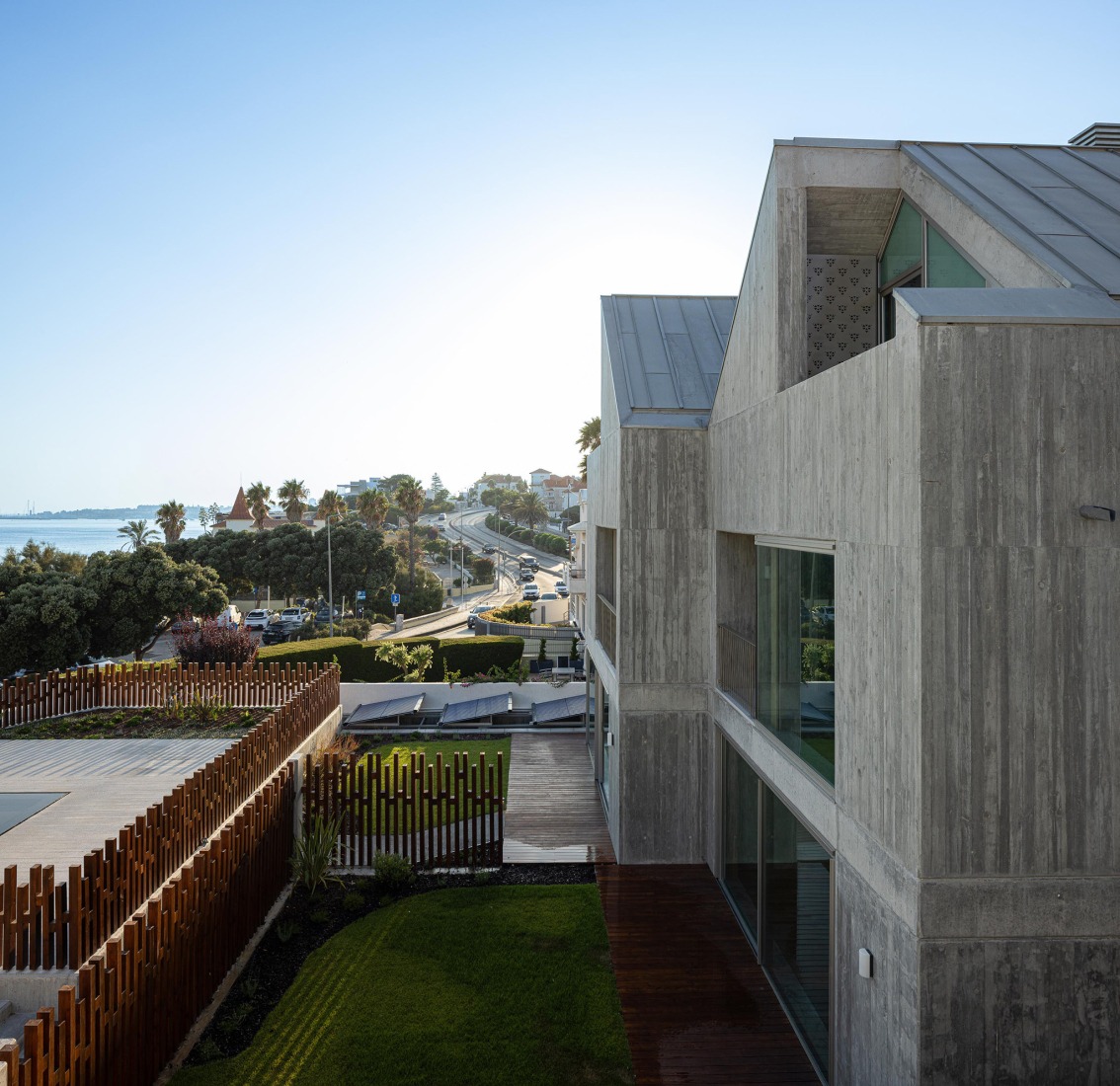 «The Frame» por ARX Portugal + BOOST Studio. Fotografía por Ivo Tavares Studio.