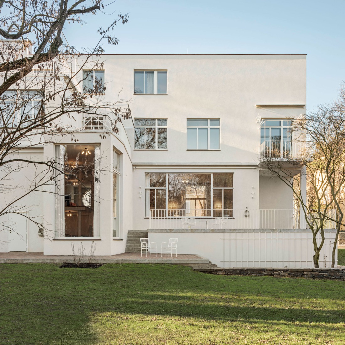 Villa Beer by Josef Frank and Oskar Wlach / Renovation by Christian Prasser. Photograph by Hertha Hurnaus.