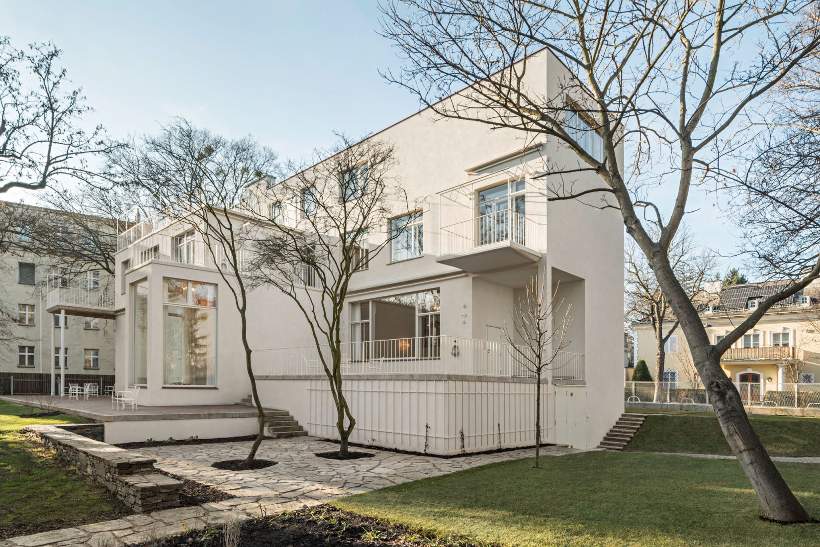 Villa Beer by Josef Frank and Oskar Wlach / Renovation by Christian Prasser. Photograph by Hertha Hurnaus.