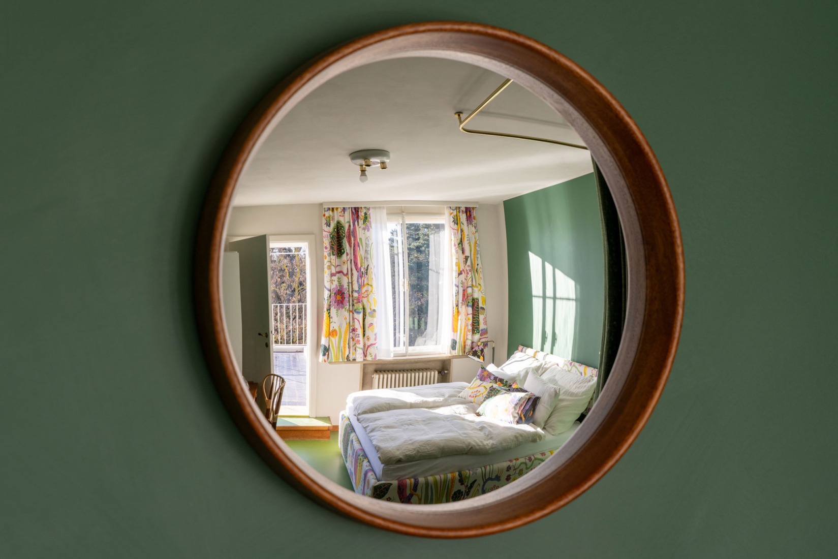 Guestrooms. Villa Beer by Josef Frank and Oskar Wlach / Renovation by Christian Prasser. Photograph by Stephan Huger.