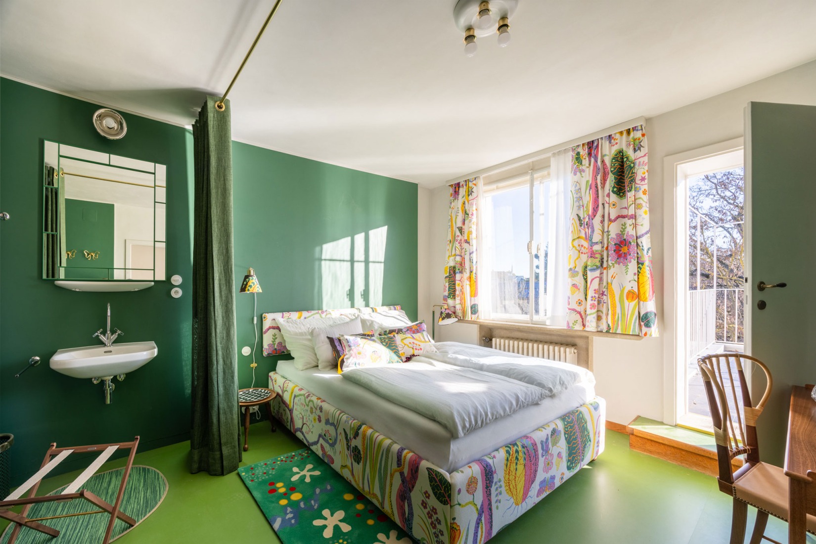 Guestrooms. Villa Beer by Josef Frank and Oskar Wlach / Renovation by Christian Prasser. Photograph by Stephan Huger.