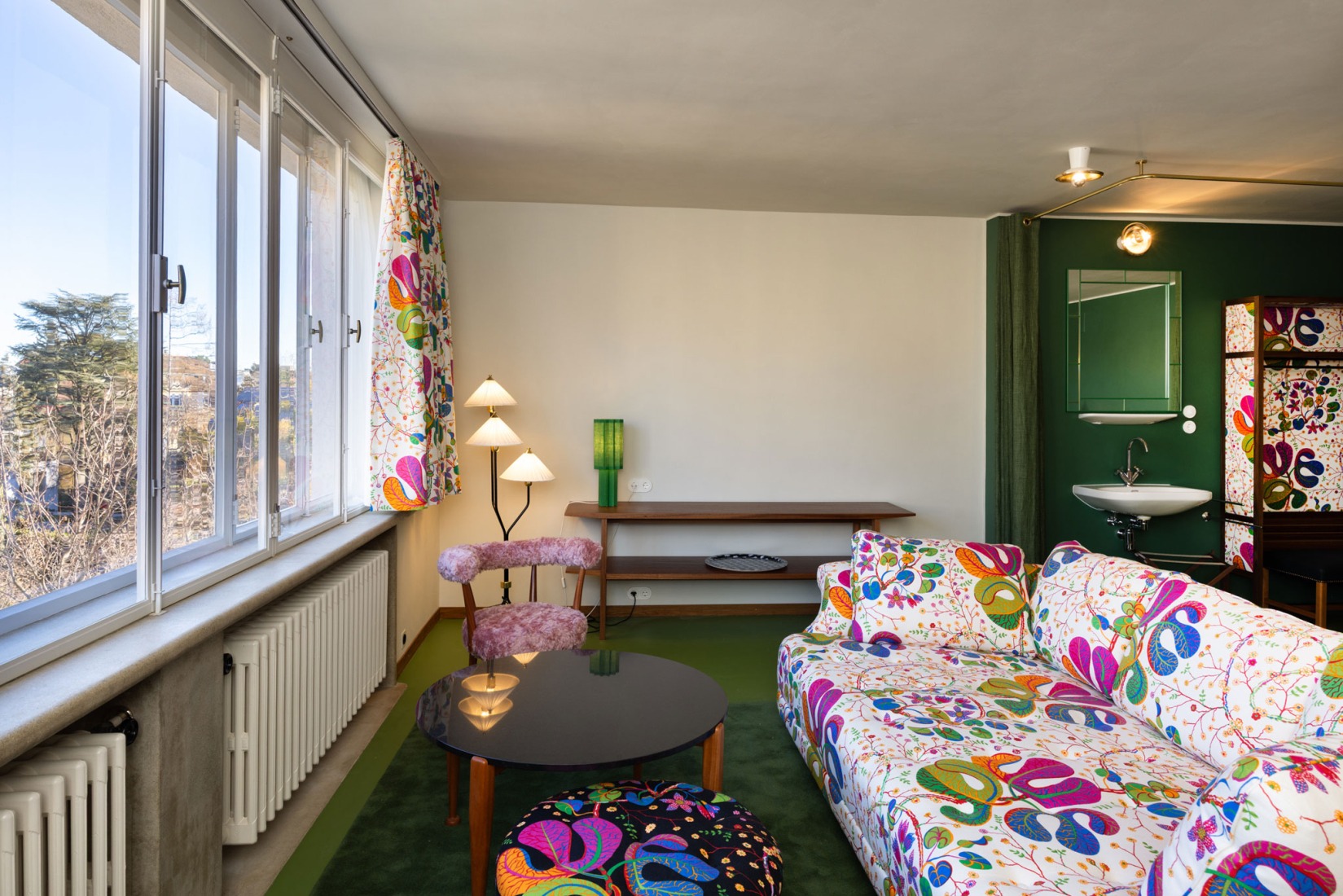 Guestrooms. Villa Beer by Josef Frank and Oskar Wlach / Renovation by Christian Prasser. Photograph by Stephan Huger.