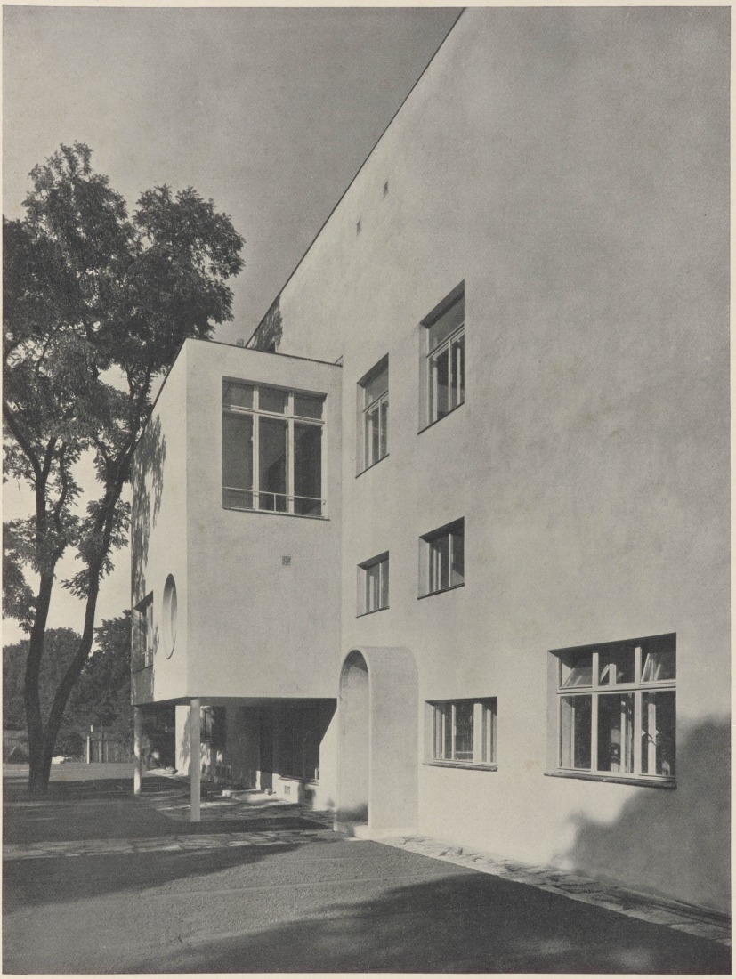 Villa Beer by Josef Frank and Oskar Wlach. Photograph by Julius Scherb.