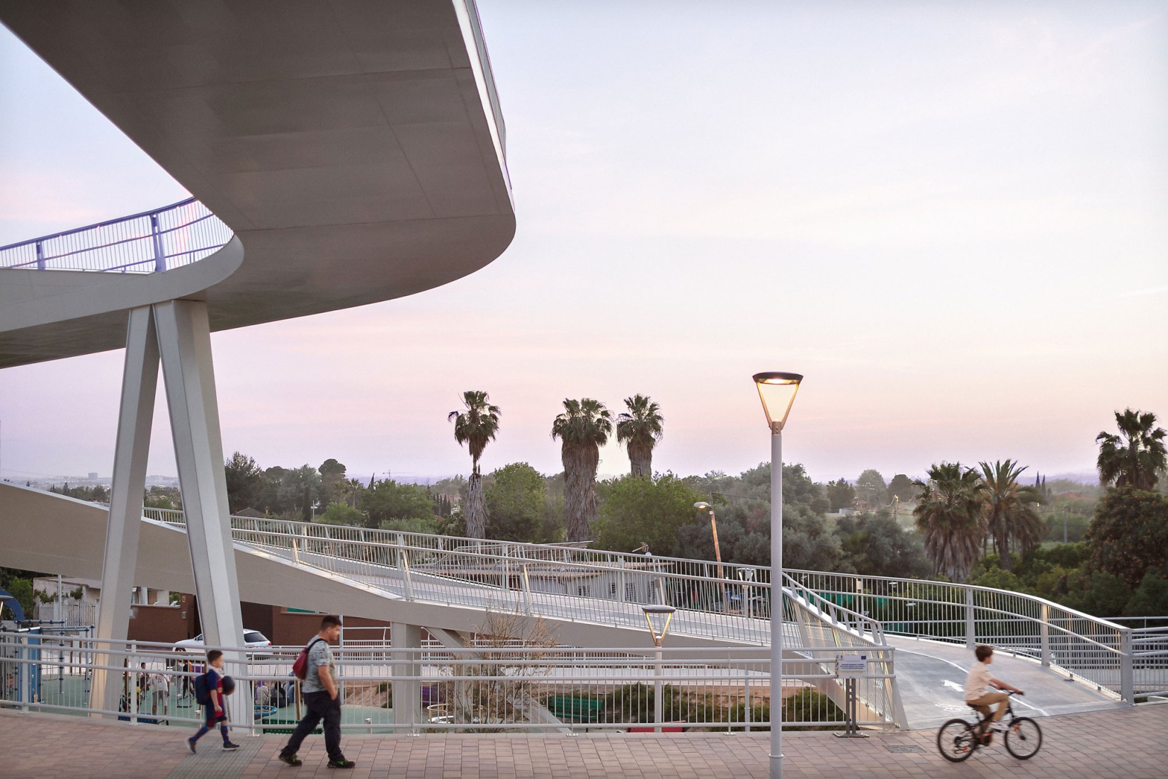 Molina de Segura footbridge by FVAI. Photography by Milena Villalba.