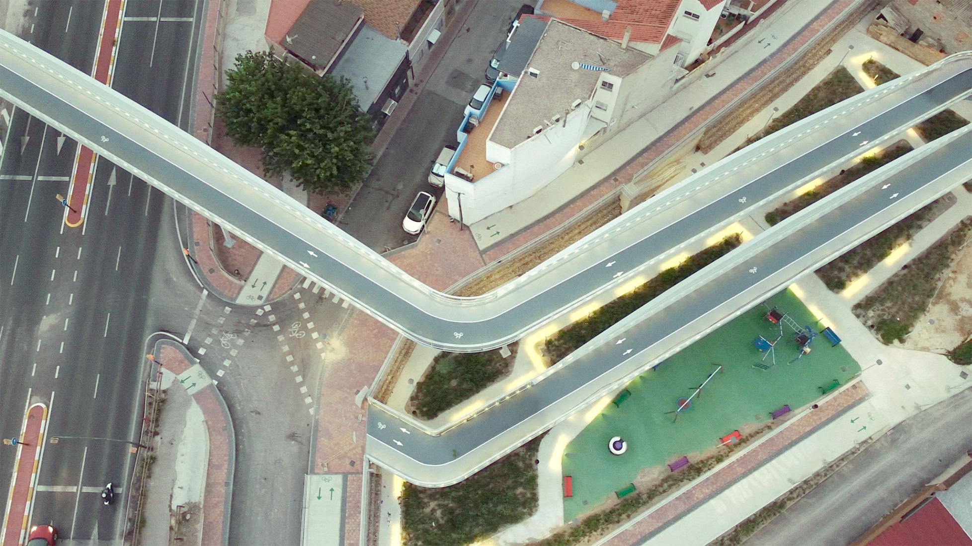 Molina de Segura footbridge by FVAI. Photography by FVAI.