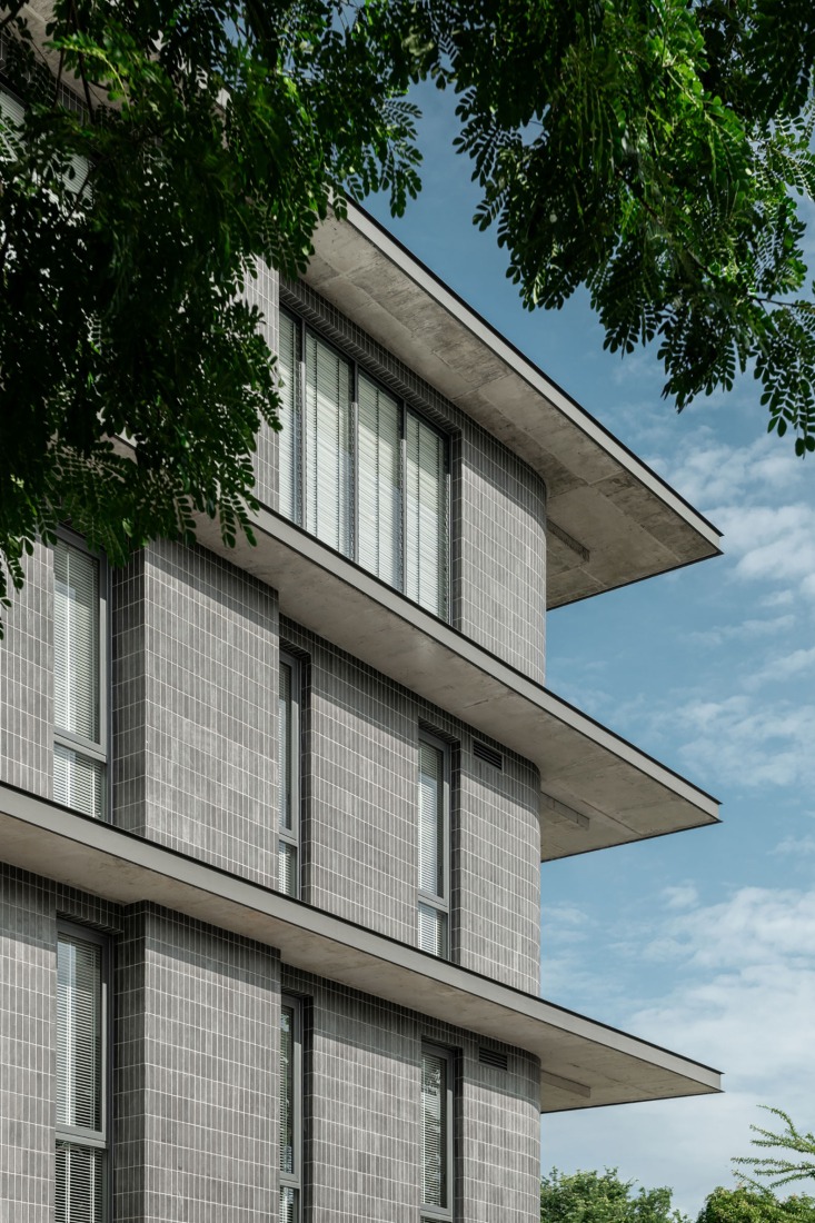 "NICE CALL (NCP)" by Junsekino Architect and Design. Photograph by DOF SkyGround.