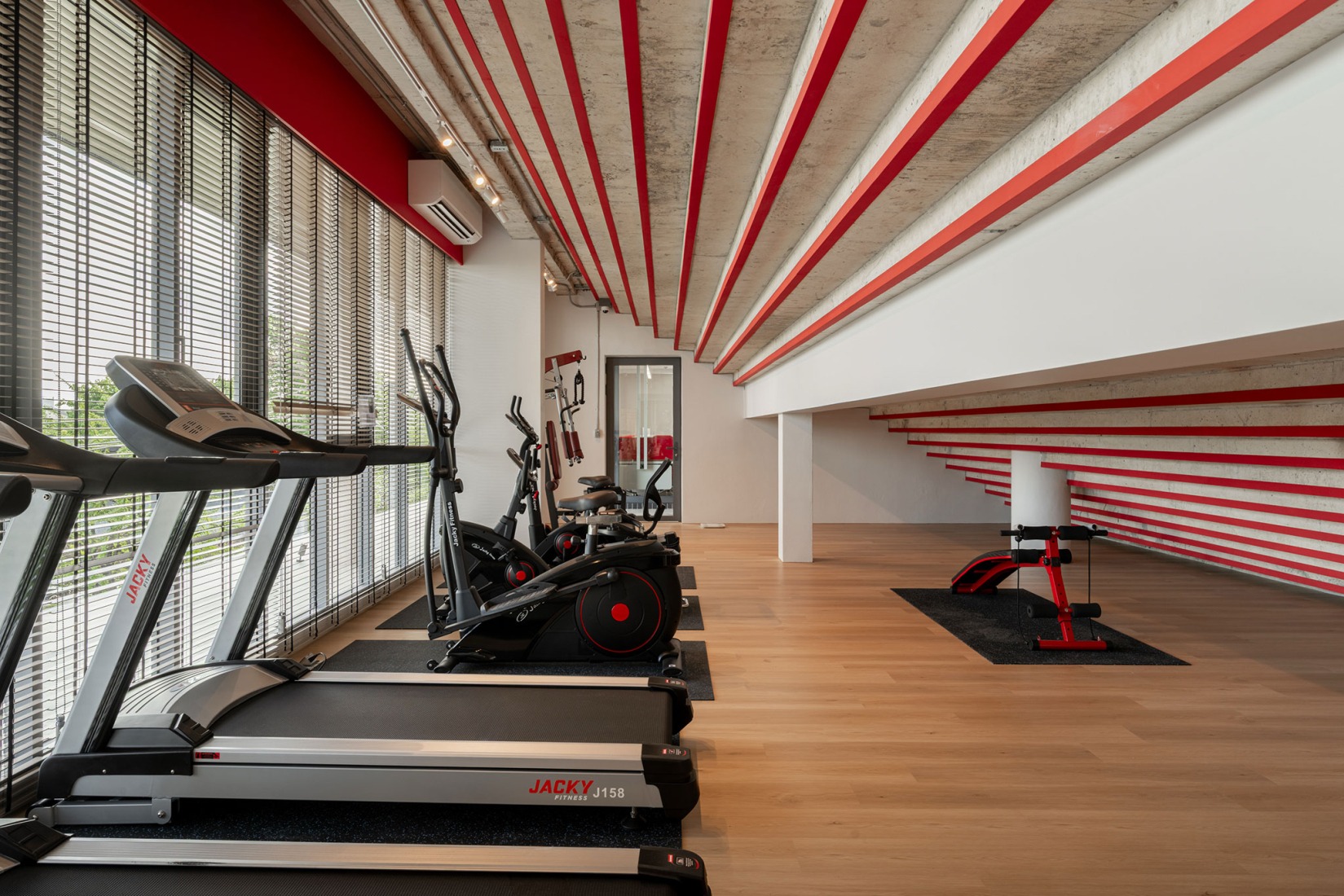 "NICE CALL (NCP)" by Junsekino Architect and Design. Photograph by DOF SkyGround.