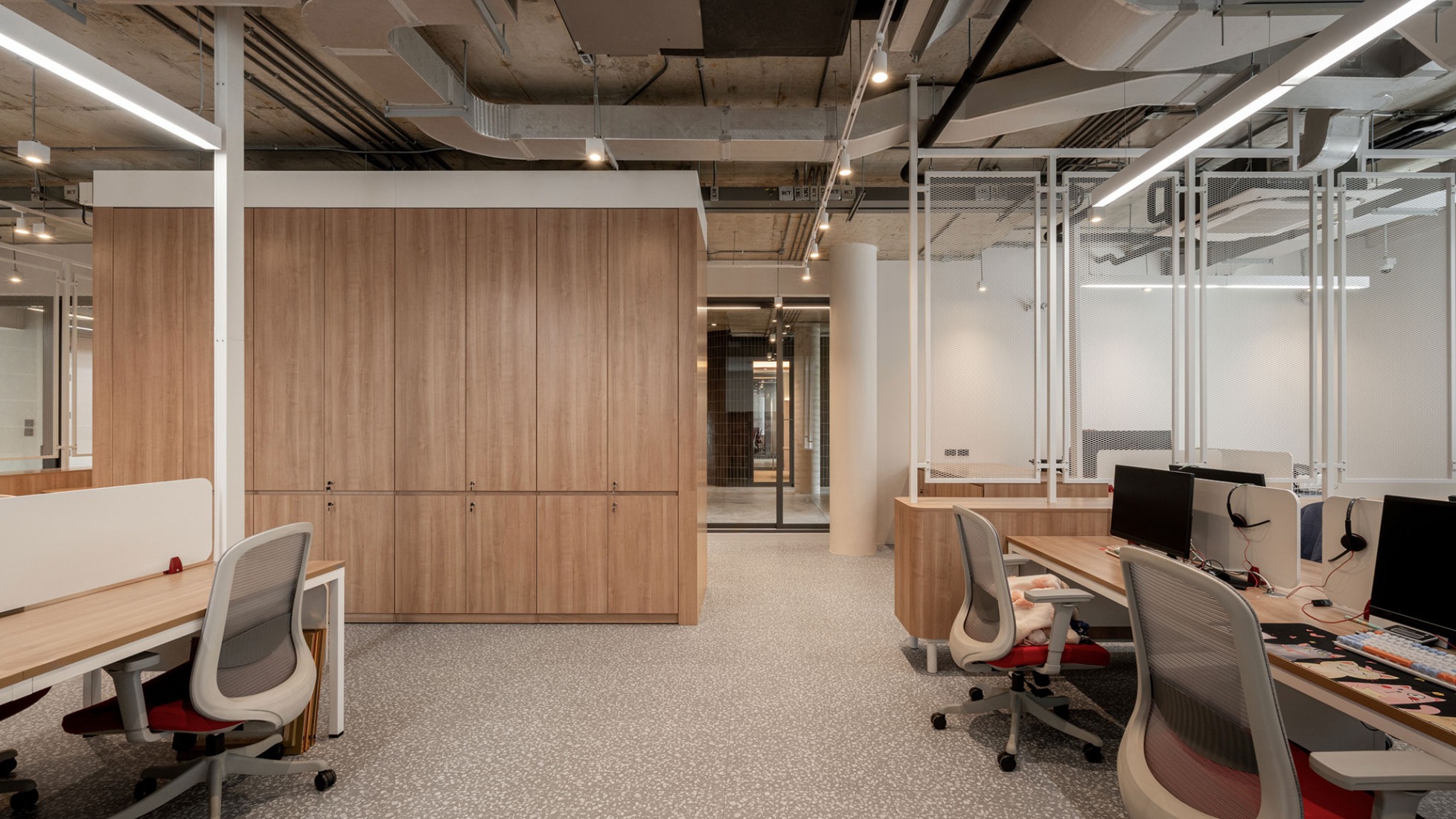 "NICE CALL (NCP)" by Junsekino Architect and Design. Photograph by DOF SkyGround.