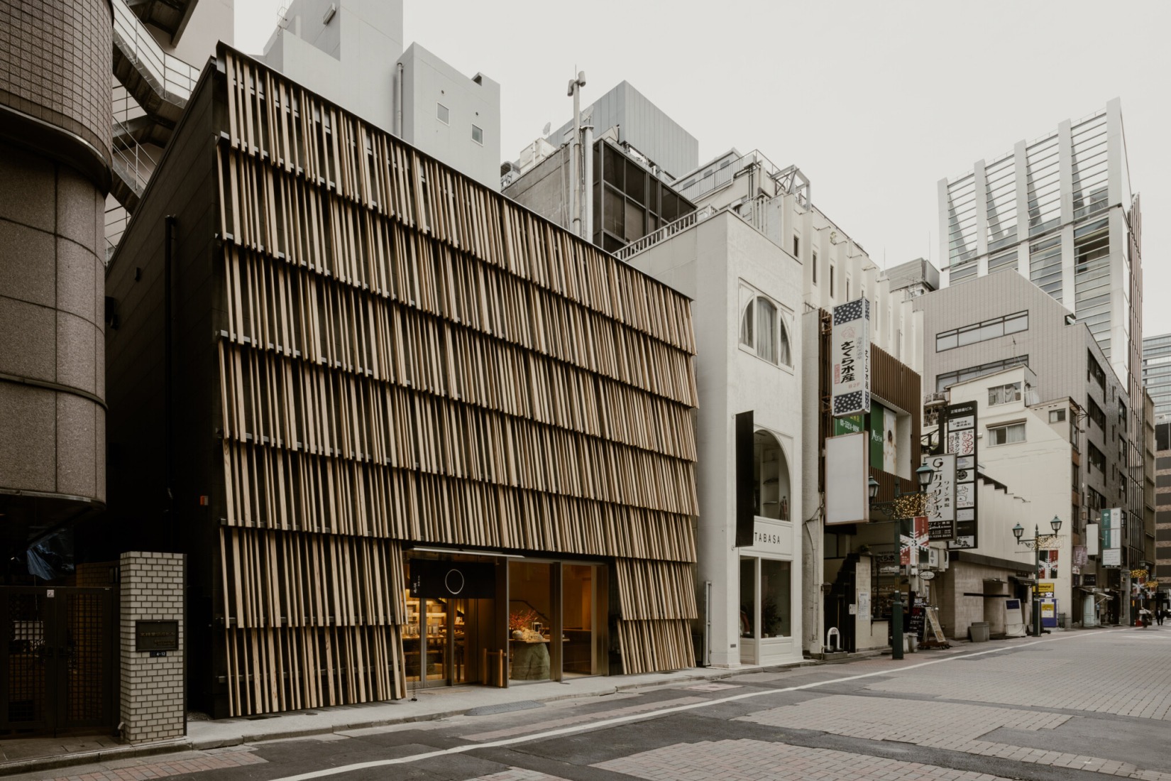 Kayanoya Ginza por KKAA. Fotografía por Keishin Horikoshi/SS.
