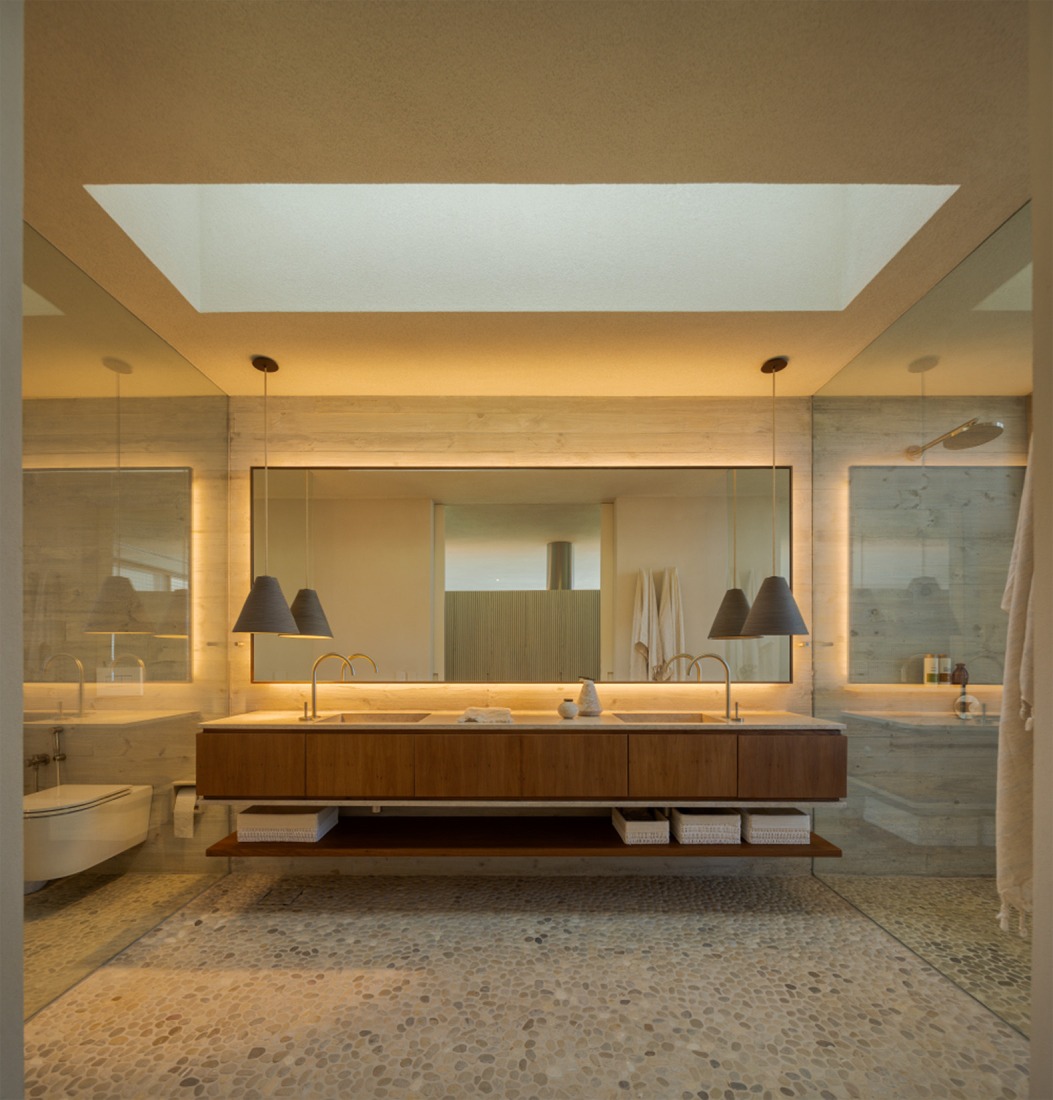 Biribinhas House by MK27. Photograph by Fernando Guerra.