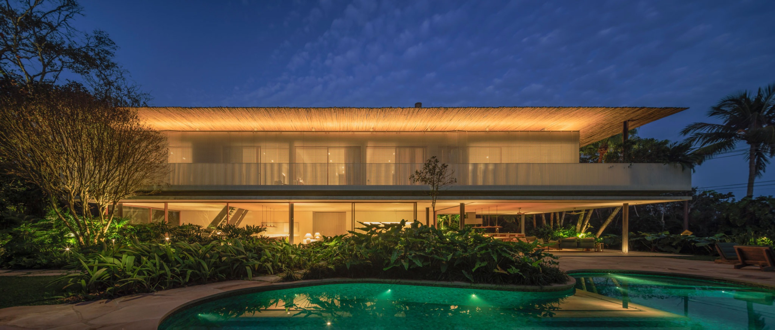 Biribinhas House by MK27. Photograph by Fernando Guerra.