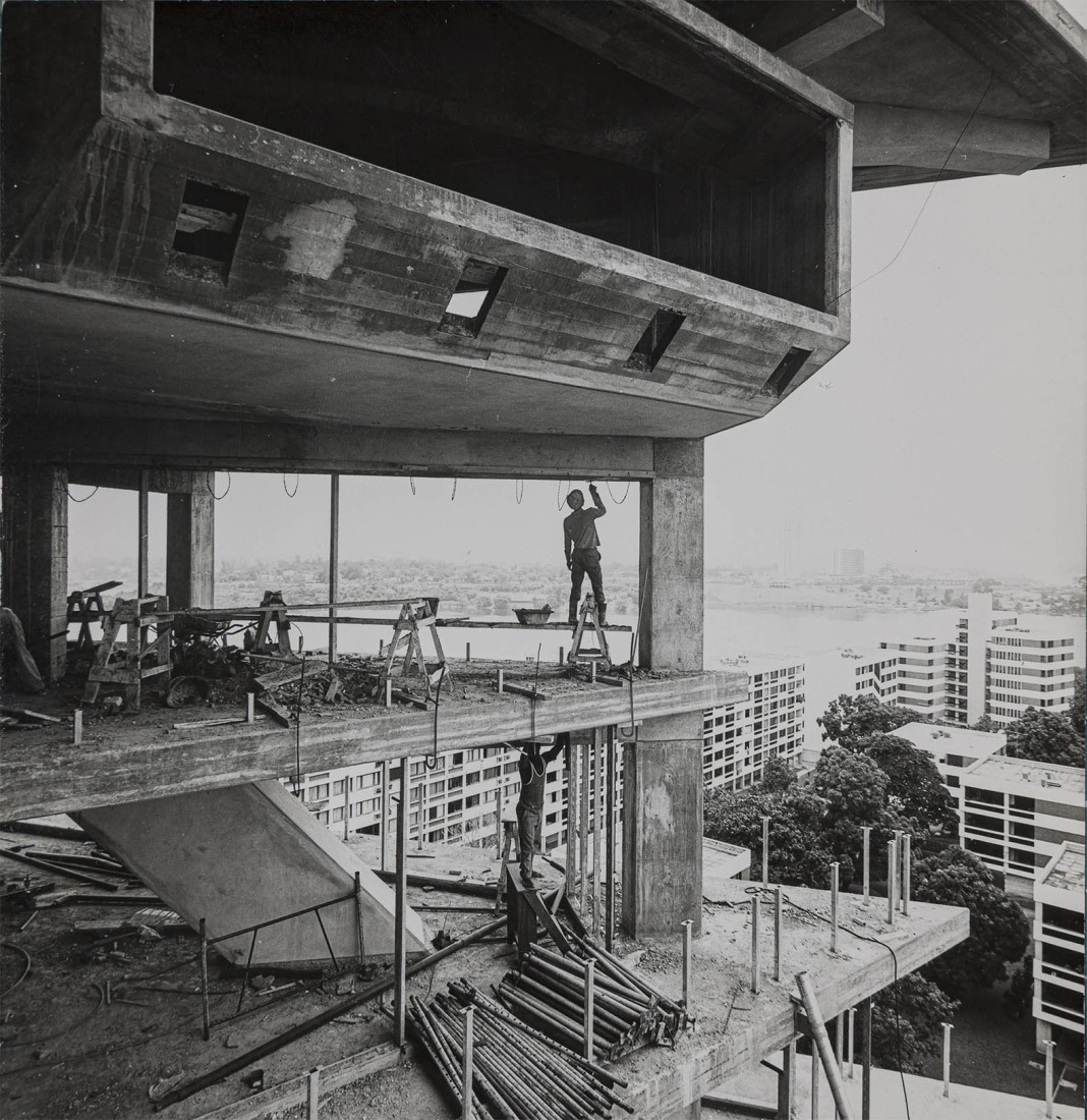 La Pyramide, Abidjan, Côte d’Ivoire. 1968–73. Rinaldo Olivieri (1931–1998). External view. c. 1973. Photograph by Rinaldo Olivieri. Rinaldo Olivieri Archives, Verona.