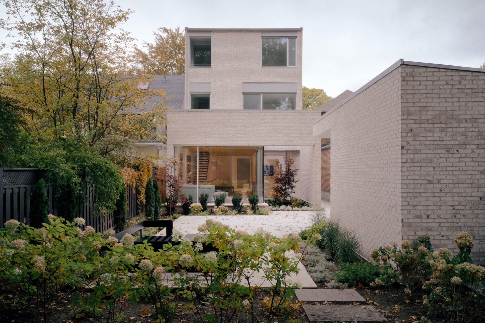 Residencia Casa Loma de StudioAC. Fotografía de Felix Michaud.
