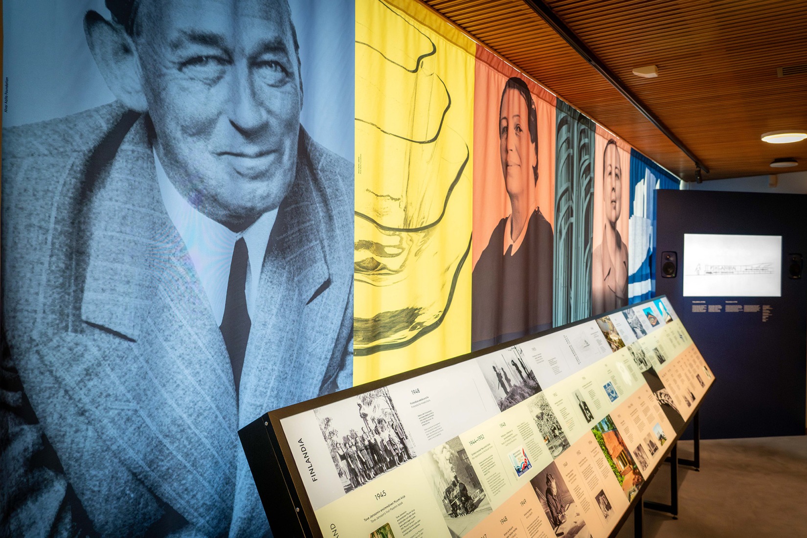 Sala Finlandia. Exposición Visiones de Alvar Aalto. Fotografía por Kusti Manninen.