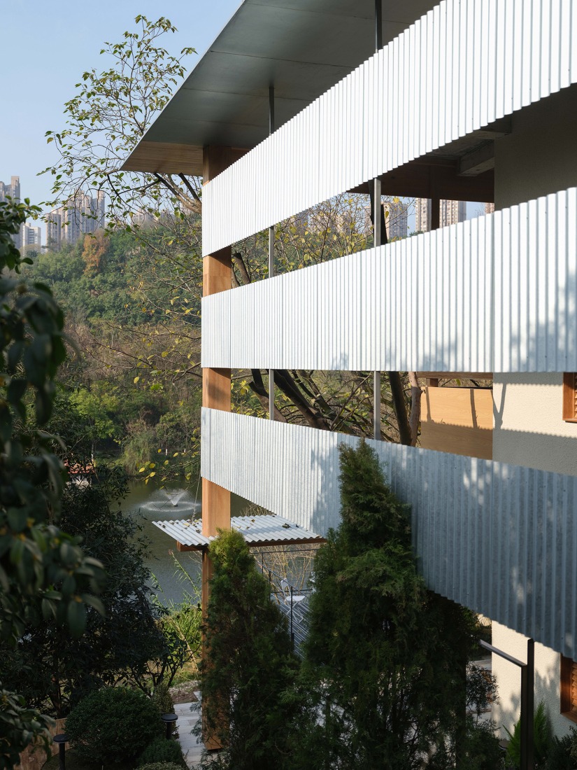 Cocina Familiar Italiana LAGO por vari architects. Fotografía por Zhu Wenqiao.