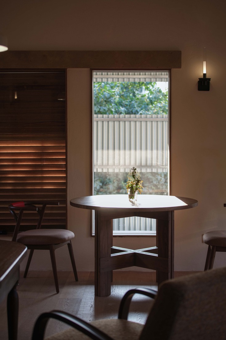 Cocina Familiar Italiana LAGO por vari architects. Fotografía por Zhu Wenqiao.