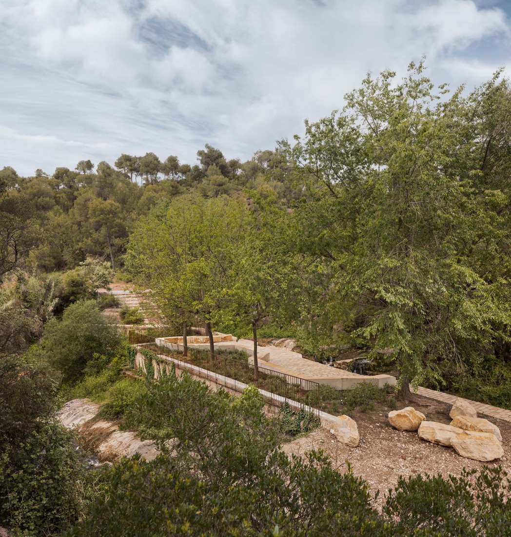 The Springs of Rellinars by 08014. Photograph by Pol Viladoms.